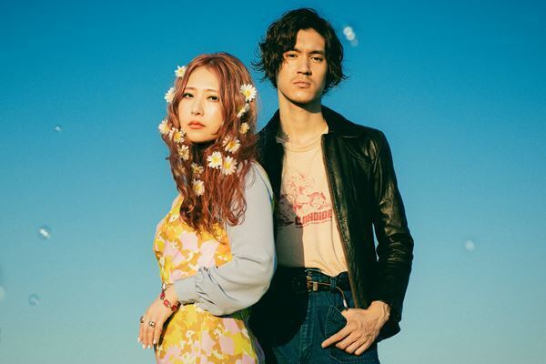 GLIM SPANKY、バーチャルシンガー花譜とのコラボ曲を配信リリース