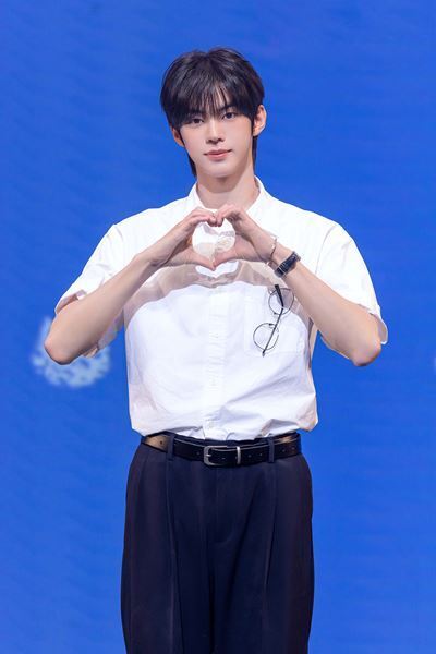 SEVENTEENの弟分6人組ボーイグループ・TWS、  Japan 1st Single「はじめまして」で待望の日本デビュー！　発売記念PREMIUM SHOWCASEオフィシャルレポート到着