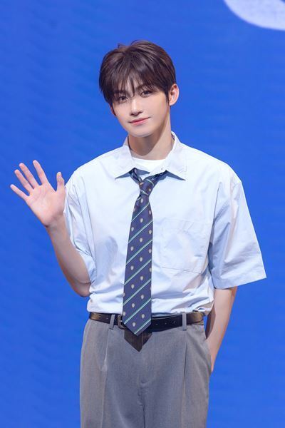 SEVENTEENの弟分6人組ボーイグループ・TWS、  Japan 1st Single「はじめまして」で待望の日本デビュー！　発売記念PREMIUM SHOWCASEオフィシャルレポート到着