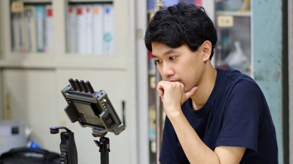 津田寛治が津田寛治役に挑戦するミステリー『津田寛治に撮休はない』2026年3月公開決定