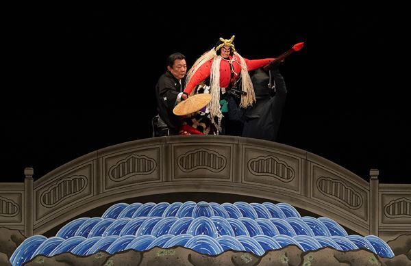 国立劇場12月文楽鑑賞教室が東京芸術劇場に初登場、『万才』『国性爺合戦』を上演。技芸員による解説にも注目を
