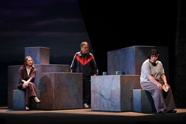 岩松了、勝地涼、河合優実、小泉今日子の意気込みコメント＆舞台写真が到着！ M&Oplaysプロデュース『私を探さないで』開幕