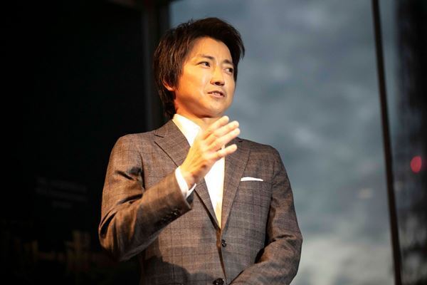 舞台『ハリー・ポッターと呪いの子』総観客数100万人突破イベントに藤原⻯也が登壇　オフィシャルレポート到着