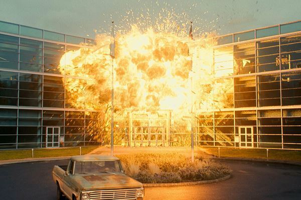 お正月はこれ！ 痛快！容赦なし！ ジェイソン・ステイサム『ビーキーパー』──【おとなの映画ガイド】