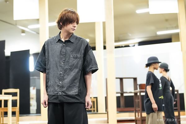 浦井健治×小池徹平W主演ミュージカル『ある男』稽古場レポート到着　主要キャストによる舞台挨拶の実施が決定