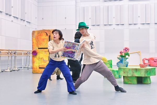 フォーサイス作品初挑戦の新国立劇場バレエ団渡邊峻郁、Co.山田うん『オバケッタ』で活躍の吉﨑裕哉が熱い対談を展開