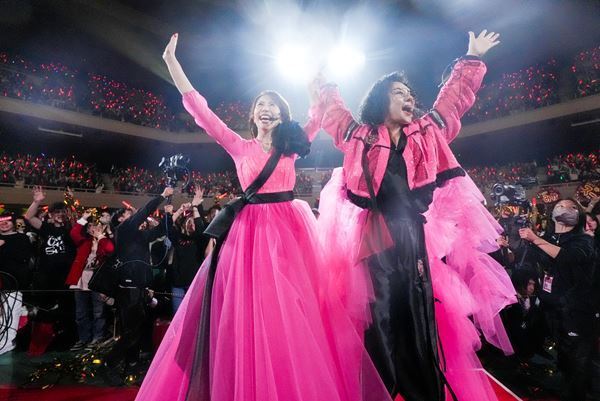 『オーバーザサン 私たちのレッドカーペット』日本最高峰の舞台での大人の悪ふざけ、歓喜の渦の中、無事終了