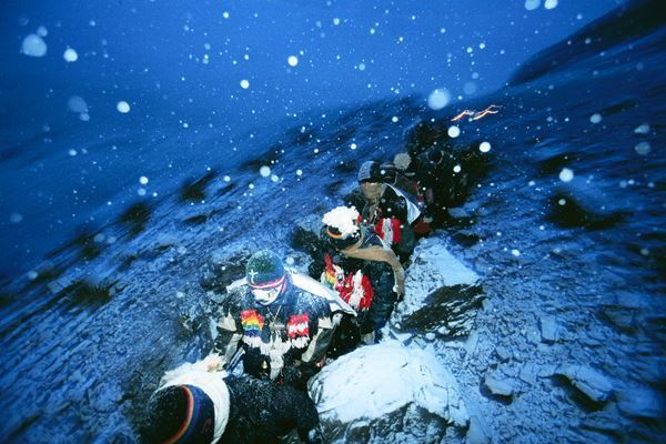 『野町和嘉―人間の大地』世田谷美術館で　世界各地の人々の信仰と暮らしを撮り続けてきた写真家の50年にわたる足跡をたどる