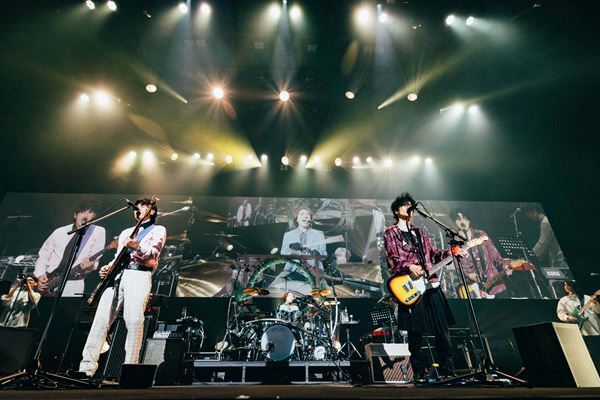 NARITA THOMAS SIMPSON、成⽥昭次の誕⽣⽇に前⽥耕陽＆⾼橋和也も登場！ 横浜でツアーファイナルを迎え「50年を⽬指して頑張っていく」