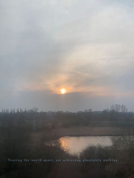 リー・キット、潘逸舟ら8名が、非常が常態化する現代社会をテーマに作品を展示　特別展『非常の常』国立国際美術館で