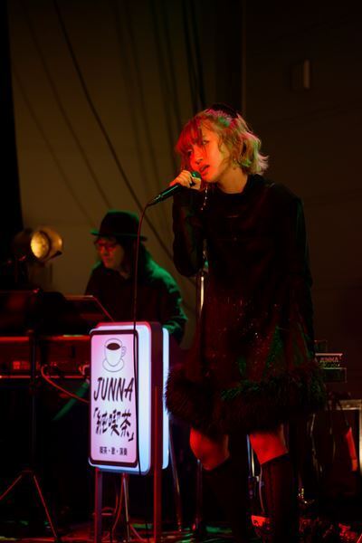 JUNNA、恒例の誕生日ライブ『純喫茶2025』開催　Quintet編成で魅せる新たな魅力「私がイルイミはみんな」【オフィシャルレポート】