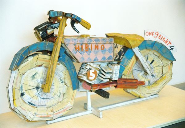 『日比野克彦　ひとり橋の上に立ってから、だれかと舟で繰り出すまで』水戸芸術館で　60年以上の活動の変遷を170点以上の作品を通して辿る