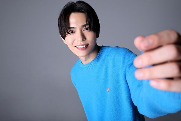 IMP.の影山拓也がさらなる成長を見せる、初単独主演舞台『星列車で行こう』の再演。