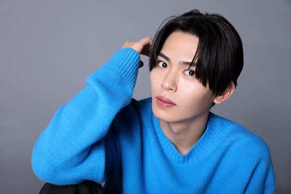 IMP.の影山拓也がさらなる成長を見せる、初単独主演舞台『星列車で行こう』の再演。