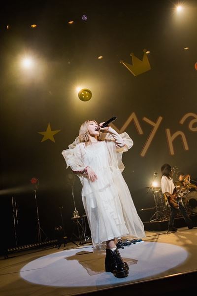 家入レオ、30歳の誕生日当日のツアーファイナル公演！！　3月に日比谷野外大音楽堂でのワンマンライブも決定【オフィシャルレポート】