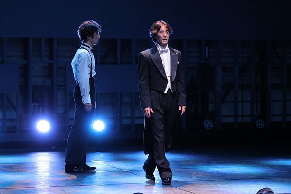 柿喰う客の新作『超音波』神奈川公演が開幕　中屋敷法仁「全身で受け止めていただけましたら幸いです」