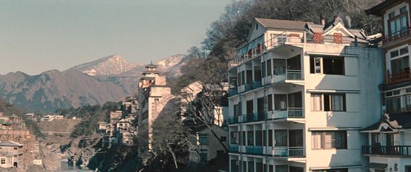 映画『最高殊勲夫人』4K版の場面写真が到着　本日より開催『若尾文子映画祭』の目玉作品として上映