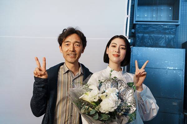 山﨑賢人＆土屋太鳳らが挑んだ極限撮影の裏側　Netflix『今際の国のアリス』シーズン3のメイキング映像公開