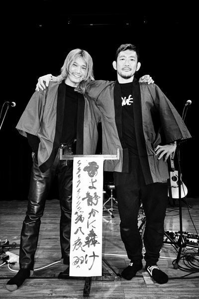 佐々木亮介主催×TOSHI-LOW『雷よ静かに轟け』 過去最多のセッション数となった第八夜をレポート