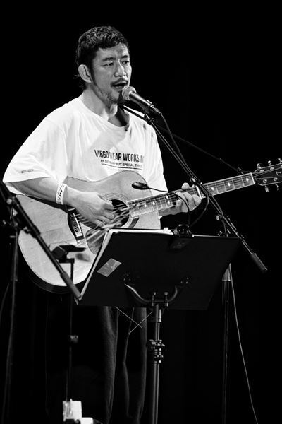 佐々木亮介主催×TOSHI-LOW『雷よ静かに轟け』 過去最多のセッション数となった第八夜をレポート