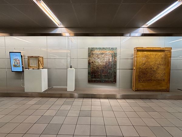 『ART AWARD TOKYO MARUNOUCHI 2025』行幸地下ギャラリーにて開催中　各賞受賞作を含め若手アーティストによる20作品を展示