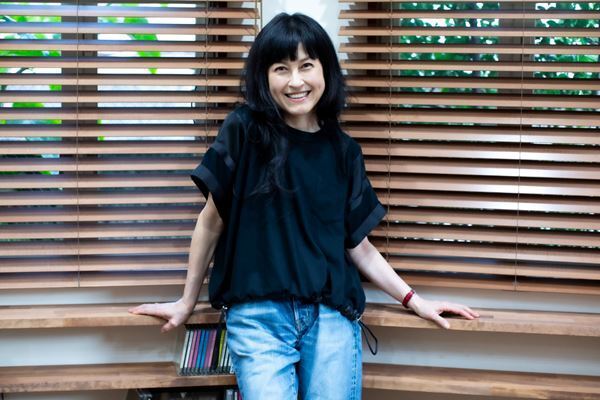 【インタビュー】岸谷香、プリプリを歌う！「あの時の自分が作った作品を、今やる意味があるなって」