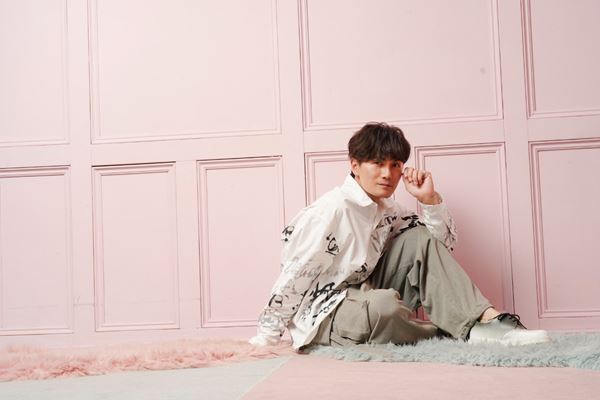 加藤和樹インタビュー「心を届けられる表現者でありたい」 新曲発売＆ツアーへの思いを明かす