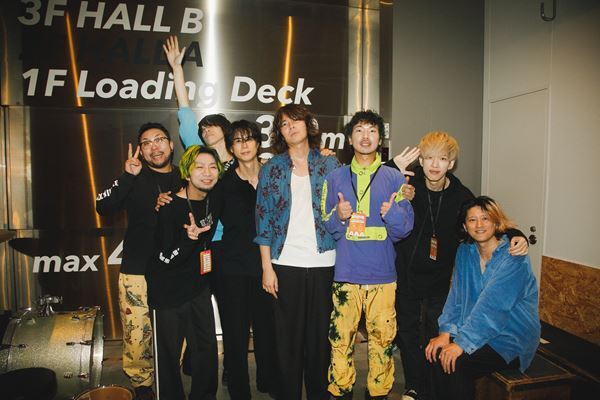 【ライブレポート】Rhythmic Toy World、所沢で2年目の『玩具大戦』開催 「すべてにリスペクトと感謝を。最高の時間にしようぜ！」豪華8組による熱演を完全レポート