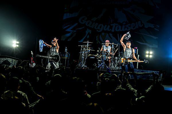 【ライブレポート】Rhythmic Toy World、所沢で2年目の『玩具大戦』開催 「すべてにリスペクトと感謝を。最高の時間にしようぜ！」豪華8組による熱演を完全レポート