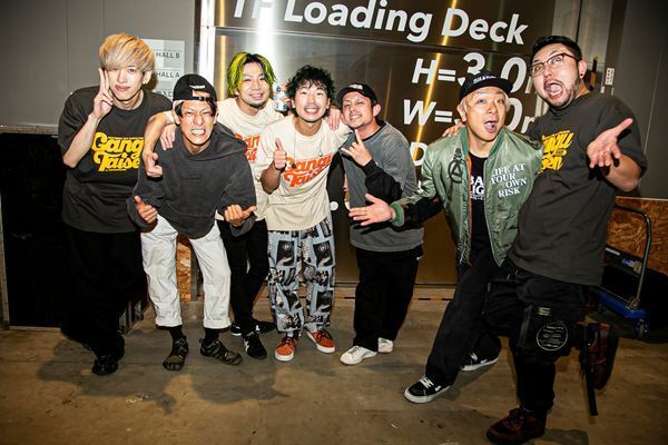 【ライブレポート】Rhythmic Toy World、所沢で2年目の『玩具大戦』開催 「すべてにリスペクトと感謝を。最高の時間にしようぜ！」豪華8組による熱演を完全レポート