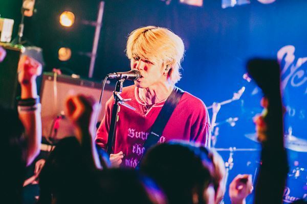 Bye-Bye-Handの方程式『MODEL ANSWER TOUR』開幕、戦友・ペルシカリアをゲストに迎えた10周年ツアー初日をレポート
