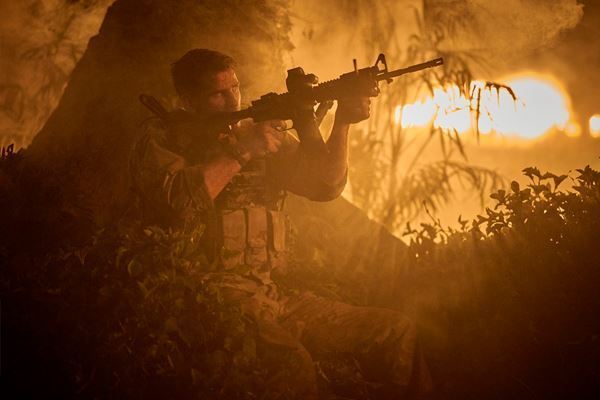 ラッセル・クロウ＆リアム・ヘムズワース共演『ランド・オブ・バッド』日本公開決定　全米スマッシュヒットのサバイバルアクション