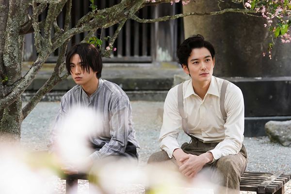 木戸大聖、岡田将生の色気あふれるカットも！ 広瀬すず主演『ゆきてかへらぬ』場面写真6点公開