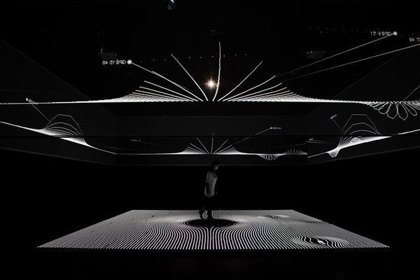 現代美術家・三上晴子の大規模個展がICCで開催　メディア・アートの側面からその活動を振り返る