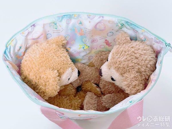 ディズニー、ダッフィー&フレンズから初めての「ヲタバ」が登場！　大きなぬいぐるみバッジもカチューシャも入るスグレモノ