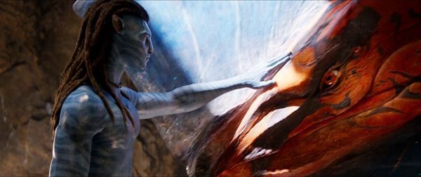 『アバター』最新作、新映像＆マイリー・サイラスが歌うエンドソングのミュージッククリップ公開