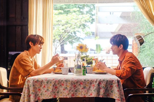 「出会えたことが大きな宝に」森崎ウィン×向井康二 信頼と尊敬が生んだ純度100％ラブストーリーの裏側