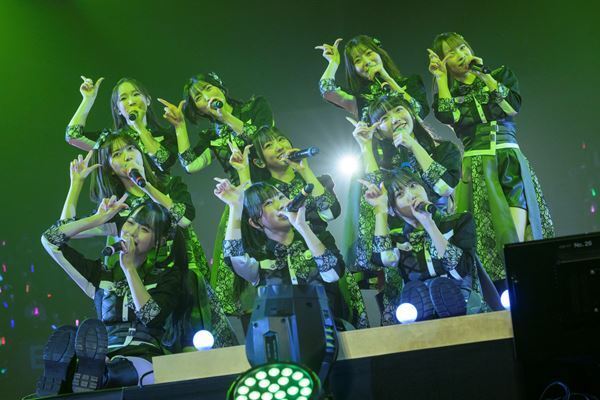 高嶺のなでしこ、過去最大規模のワンマンライブ！ 「これからも一緒に思い出を作っていきましょう」【オフィシャルレポート】