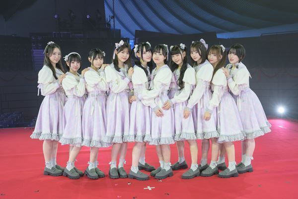 高嶺のなでしこ、過去最大規模のワンマンライブ！ 「これからも一緒に思い出を作っていきましょう」【オフィシャルレポート】