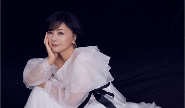 薬師丸ひろ子、2025年9月より全国17都市20公演のコンサートツアーを開催