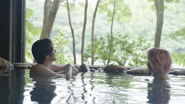 佐久間大介＆深澤辰哉の“ふかさく”コンビが高知を満喫！ 『旅するSnow Man / 完全版』第3話の場面写真公開