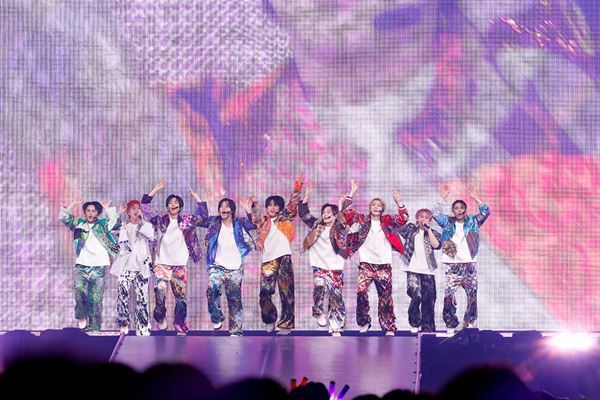 超特急、ライブ＆ドキュメンタリー映画のキービジュアルと新規場面写真23点が一挙公開