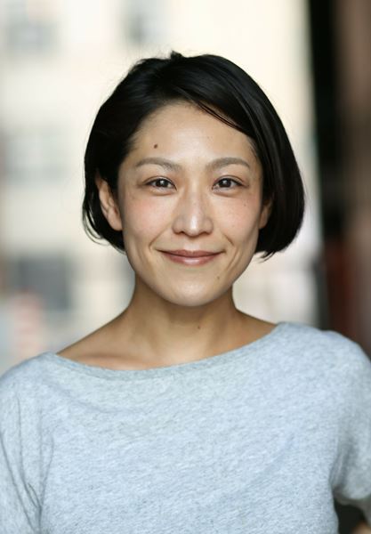 人間にとって言語とは何か──介護福祉士／劇作家による新作書き下ろし『砂漠のノーマ・ジーン』を上演　生田みゆきの演出で