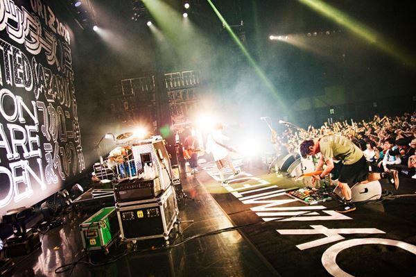 ハンブレッダーズ対バンツアー、フォーリミを迎えたツアー初日Zepp Fukuoka公演レポート