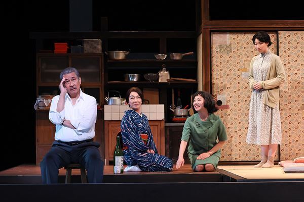中井貴一、芳根京子、柚希礼音ら出演の舞台『先生の背中』テレビ初放送が決定　行定勲のコメントが到着