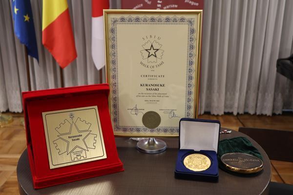 佐々木蔵之介「観たことがないような作品ができた」秋日本上演のプルカレーテ演出『ヨナ』東欧ツアーでの成果報告