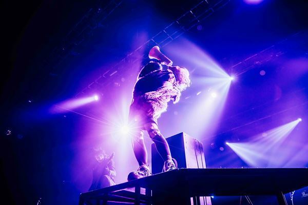 キズ×DEZERT×ΛrlequiΩ、5年越しの3マンが実現！互いの信じたVisual Rockを証明した夜【オフィシャルレポート】