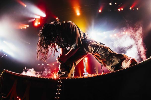 キズ×DEZERT×ΛrlequiΩ、5年越しの3マンが実現！互いの信じたVisual Rockを証明した夜【オフィシャルレポート】