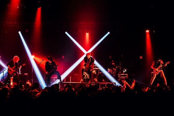 キズ×DEZERT×ΛrlequiΩ、5年越しの3マンが実現！互いの信じたVisual Rockを証明した夜【オフィシャルレポート】