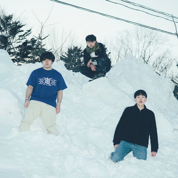 3ピースバンド・タデクイが札幌・東京でワンマンライブを開催